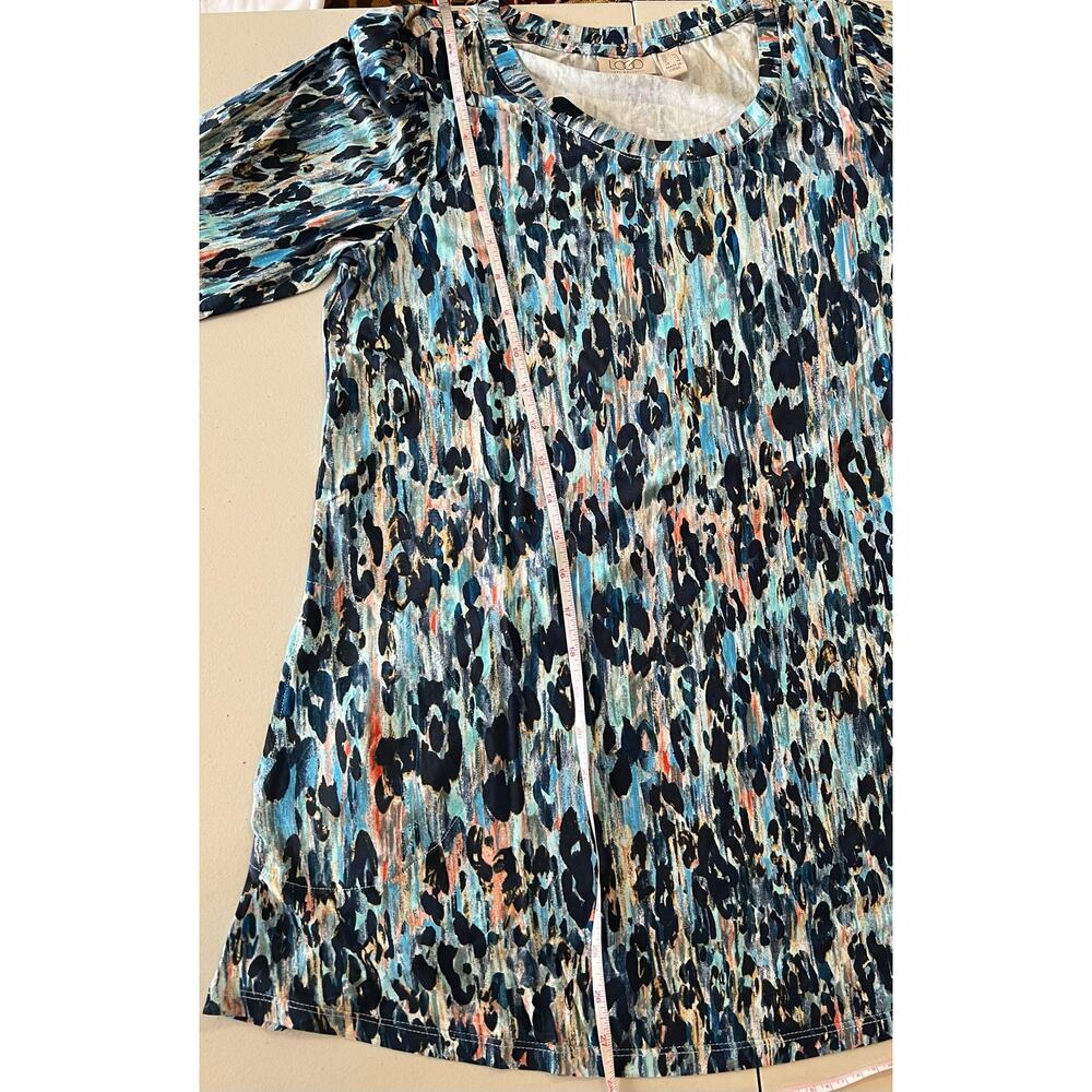 LOGO by Lori Goldstein Rayon 230 Animal Print Top BLUE DEPTHS NWOT SIZE XS - Picture 8 of 8
